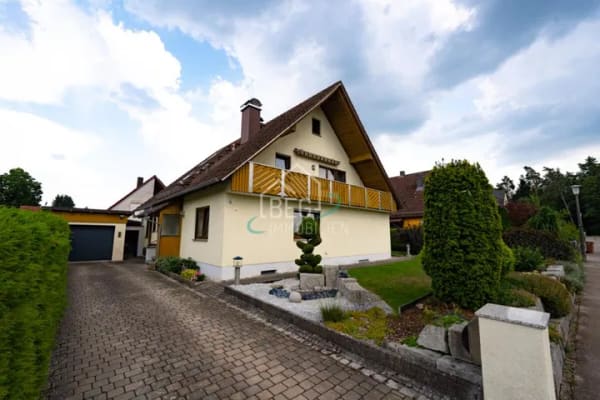 Immobilie in Dentlein am Forst - Mehrfamilienhaus in Dentlein am Forst - Bild 0