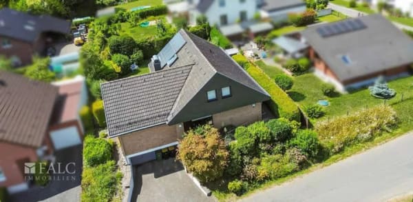 Immobilie in Neunkirchen-Seelscheid - Haus in Neunkirchen-Seelscheid - Bild 2