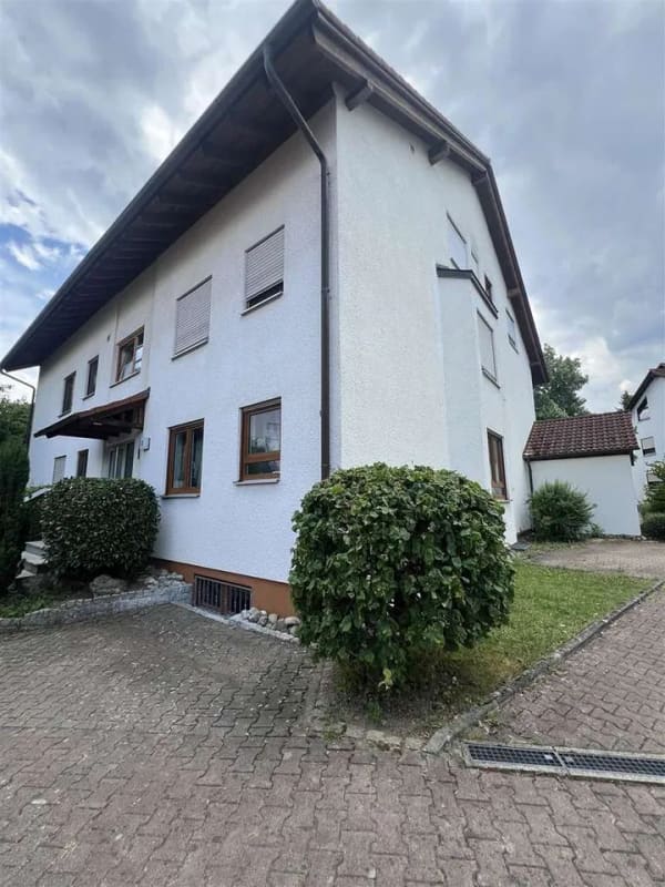 Immobilie in Bad Boll - Stilvolle 3-Zimmer-Dachgeschosswohnung in ruhiger Bestlage von Bad Boll - Bild 0