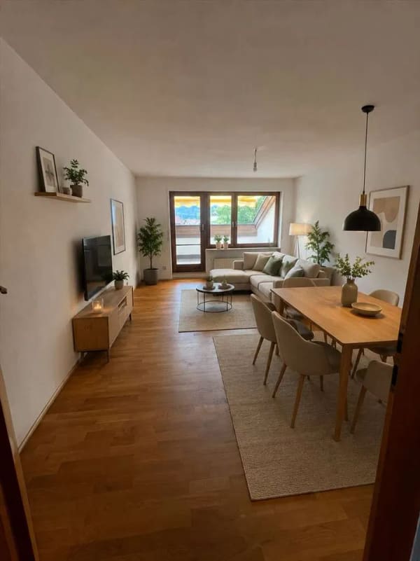 Immobilie in Bad Boll - Stilvolle 3-Zimmer-Dachgeschosswohnung in ruhiger Bestlage von Bad Boll - Bild 1
