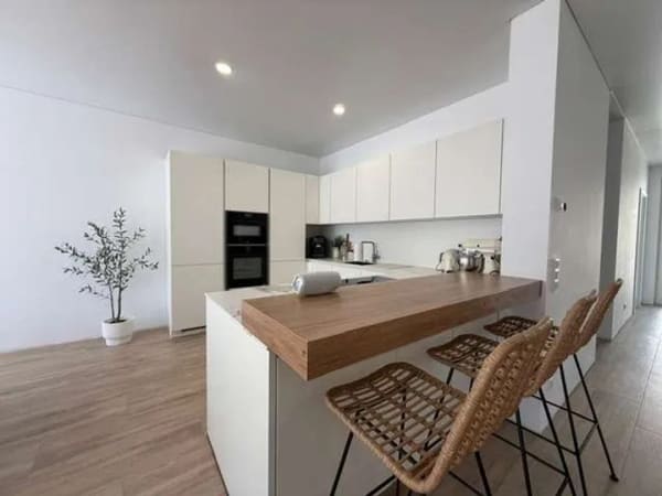 Immobilie in Hornbach - Moderne Architektenvilla | Einliegerwohnung | Doppelgarage | Balkon | Großes Grundstück - Bild 2