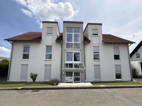 Immobilie in Erbach - 2 Zimmer Wohnung mit Südbalkon in kleiner Wohneinheit  - Bild 0