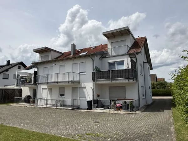 Immobilie in Erbach - 2 Zimmer Wohnung mit Südbalkon in kleiner Wohneinheit  - Bild 2