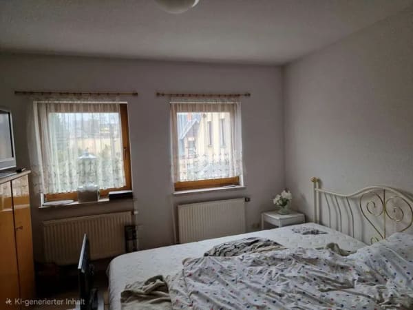 Immobilie in Markneukirchen - Attraktives Baugrundstück mit zwei Häusern und einem Bungalow in Markneukirchen - Bild 3