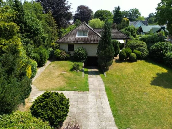 Immobilie in Rosengarten - Freistehendes Einfamilienhaus mit großem Grundstück - Bild 1