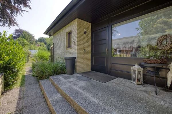 Immobilie in Rosengarten - Freistehendes Einfamilienhaus mit großem Grundstück - Bild 4