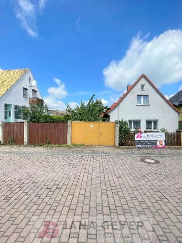 Immobilie in Zschepplin - ZSCHEPPLIN OT NAUNDORF * KLEINES EINFAMILIENHAUS mit NEBENGELASS auf 324 qm GRUNDSTÜCK - Bild 1