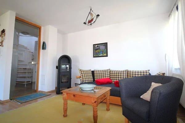 Immobilie in Wustrow - Ostsee-Flair auf zwei Ebenen - Ihr Rückzugsort im beliebten Ostseebad Wustrow  - ETW zu verkaufen - Bild 2