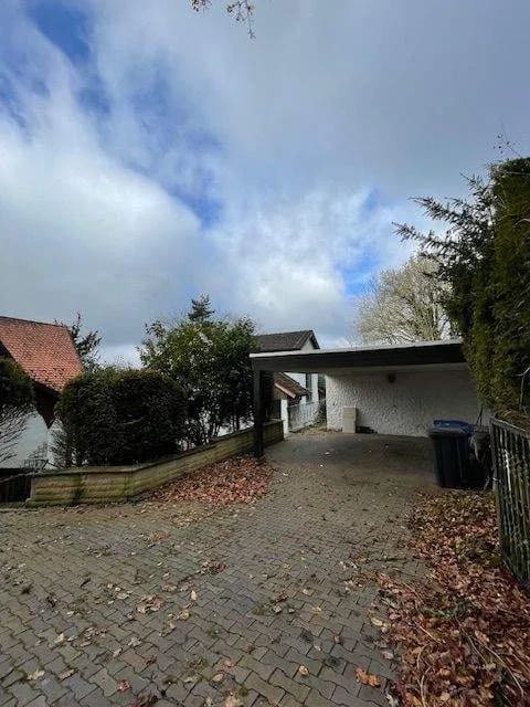 Immobilie in Altdorf bei Nürnberg - ***Verborgener Charme in Hanglage...stark renovierungsbedürftiges Haus mit herrlicher Aussicht*** - Bild 4