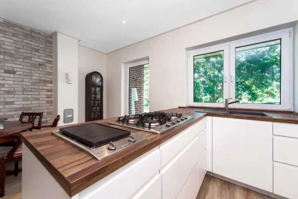Immobilie in Klütz - Exklusiver Bungalow mit parkähnlichem Grundstück in attraktiver Wohnlage nahe der Ostsee! - Bild 4