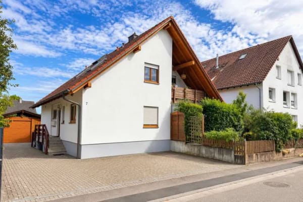 Immobilie in Reute - Gepflegte Wohnung mit Freisitz und Stellplatz in Reute - Bild 0