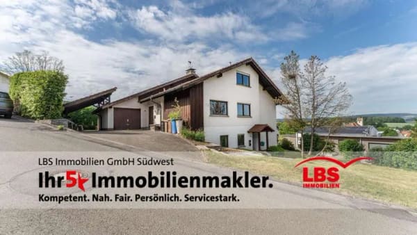 Immobilie in Hilzingen - Großzügiges Wohnhaus mit Einliegerwohnung in sonniger Aussichtslage von Hilzingen Binningen - Bild 0
