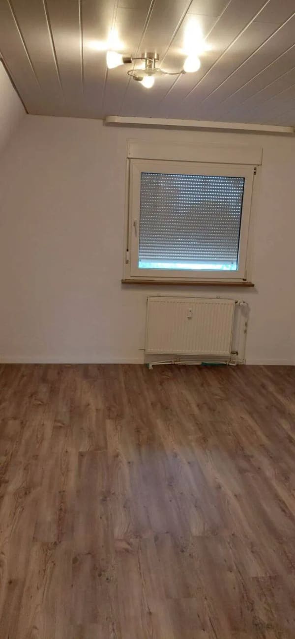Immobilie in Singen (Hohentwiel) - Schön geschnittene 3 Zimmerwohnung in sehr gutem Zustand - Bild 2