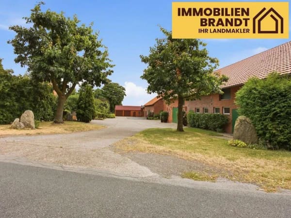 Immobilie in Uchte - Großzügiges Mehrgenerationenhaus mit 2 Wohneinheiten, PV - Anlagen & großem Grundstück - Bild 0