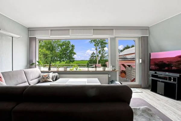 Immobilie in Uchte - Großzügiges Mehrgenerationenhaus mit 2 Wohneinheiten, PV - Anlagen & großem Grundstück - Bild 4