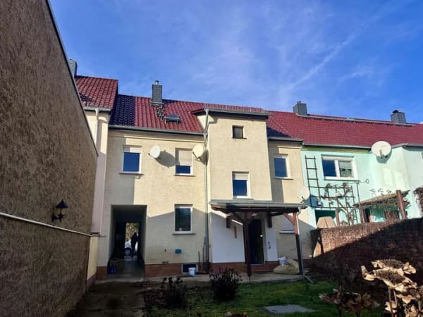 Immobilie in Markranstädt - Reihenhaus mit viel Platz für Ihre Wohnträume – ideal für Familien und Mehrgenerationenwohnen! - Bild 1