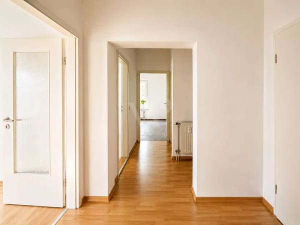 Immobilie in Velten - ! Vor den Toren Berlins ! Sehr schöne 3-Zimmer Eigentumswohnung mit Tiefgaragenstellplatz ! - Bild 4