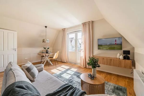 Immobilie in Pellworm - Kapitalanlage an der Nordsee: modernisierte 2-Zimmer-Ferienwohnung mit Renditepotenzial, bis zu 7,5% - Bild 2