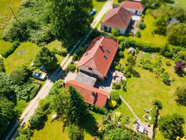 Immobilie in Altefähr - Traumhaftes Einfamilienhaus mit Ferienwohnung auf der Insel Rügen - Bild 2