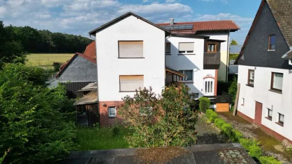 Immobilie in Ebsdorfergrund - Idyllisches Wohnen am Naturschutzgebiet: Einfamilienhaus mit Potenzial in Frauenberg - Bild 4