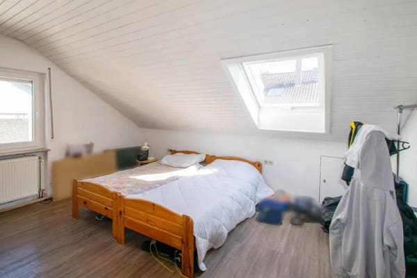 Immobilie in Schwieberdingen - Gepflegte 3-Zimmer-Dachgeschosswohnung mit Balkon, Garage und Hobbyraum in ruhiger Wohnlage - Bild 3