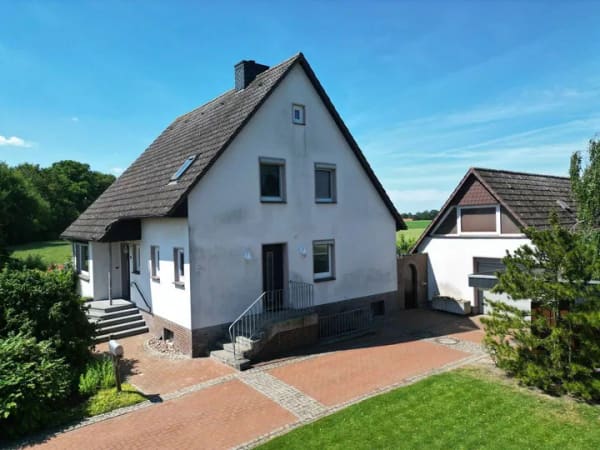 Immobilie in Asendorf - Viel Platz für glückliche Kinder - Familienparadies im Grünen - Bild 1