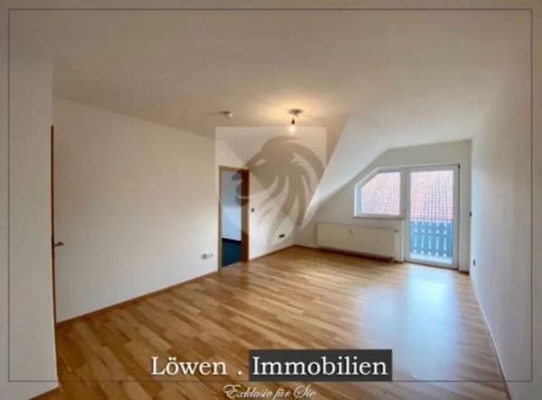 Immobilie in Geldersheim - Wunderschöne Eigentumswohnung mit Balkon und Stellplatz  - Bild 1