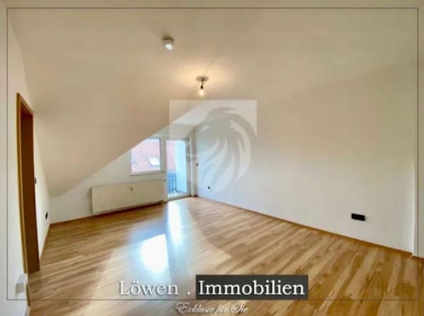 Immobilie in Geldersheim - Wunderschöne Eigentumswohnung mit Balkon und Stellplatz  - Bild 3