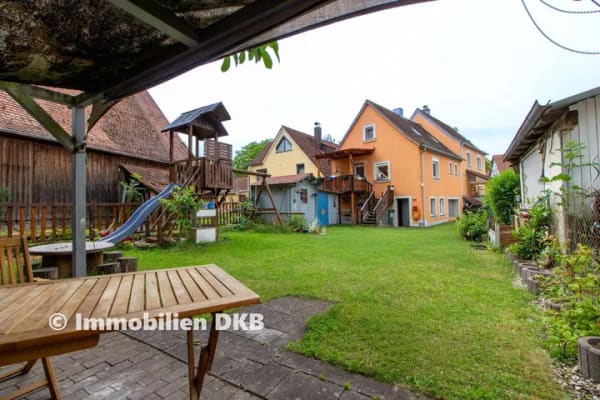 Immobilie in Wettringen - Viel Raum für Familienglück - stilvoll wohnen mit Garten, Ausbaureserve und vielen Modernisierungen - Bild 2