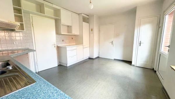 Immobilie in Emlichheim - Doppelhaushälfte mit Potenzial, zahlreichen Nutzungsmöglichkeiten und vielfältigen Nebengebäuden - Bild 4