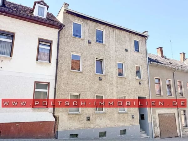 Immobilie in Schmölln - Großzügiges Stadthaus in ruhiger, zentrumsnaher Lage von Schmölln - Bild 1
