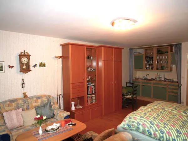 Immobilie in Bad Wildbad - Sofort verfügbar ! 1-Zimmer-Apartment mit Blick ins Grüne! - Bild 4