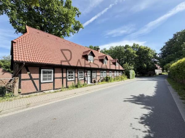 Immobilie in Hanstedt - Historisches Landhaus mit Nebengebäuden im idyllischen Velgen - Bild 2