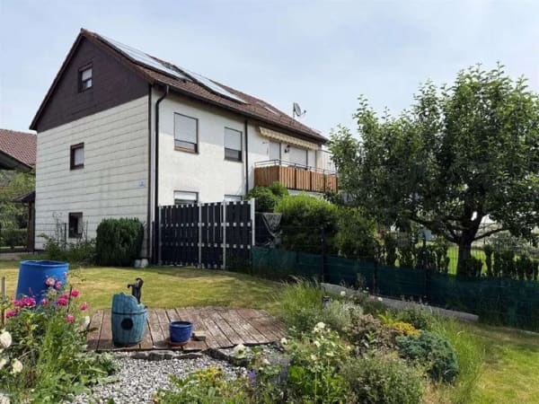 Immobilie in Alfdorf - 2 Wohnungen zum Preis von 1860EUR/m²
mit großem Gartenanteil in Pfahlbronn - Bild 2