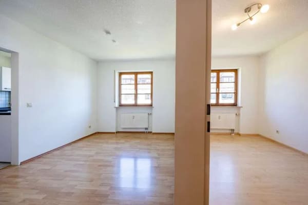Immobilie in Allensbach - 4-Zimmer-Wohnung mit Balkon und Tiefgarage – nur wenige Minuten zum See! - Bild 4
