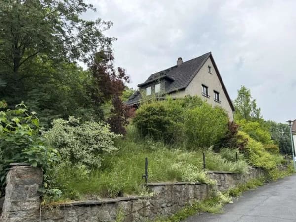 Immobilie in Probstzella - Wohnhaus mit 5 Zimmern und Terrasse – gestalten Sie Ihr neues Zuhause - Bild 1
