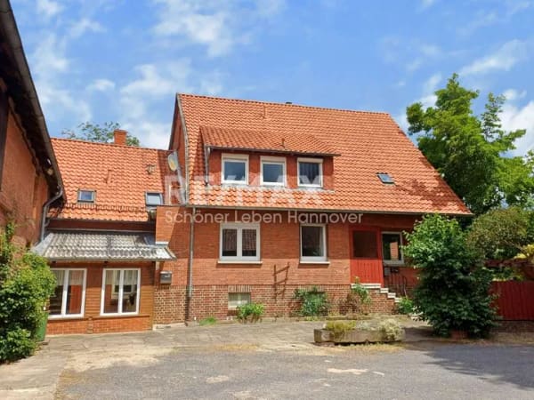 Immobilie in Springe - Resthof mit 3.642 m² Grundstück in Springe OT Alversrode - Bild 0