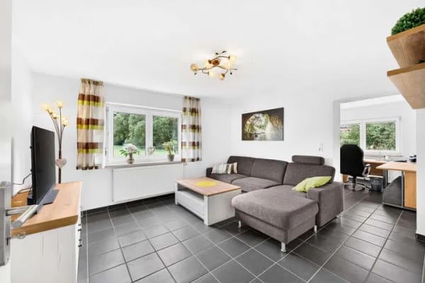 Immobilie in Bad Kötzting - Ihr Zuhause am Ortsrand von Bad Kötzting mit Scheune und Carport - Bild 1