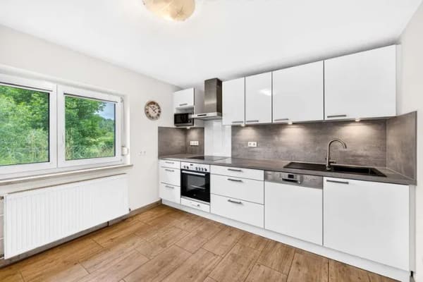 Immobilie in Bad Kötzting - Ihr Zuhause am Ortsrand von Bad Kötzting mit Scheune und Carport - Bild 3