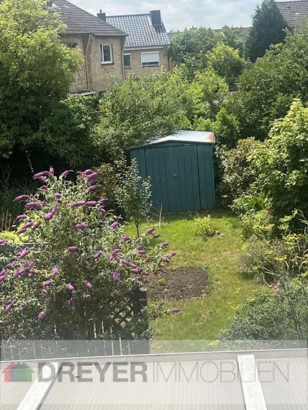 Immobilie in Reinfeld - Charmantes Reihenhaus mit angelegtem Obst und Kräutergarten - Bild 2