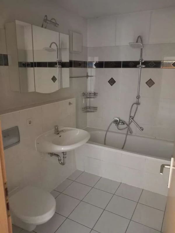 Immobilie in Luckenwalde - Eigentumswohnung: 3-Zimmer mit Balkon (Anfragen bitte nur per E-Mail) - Bild 4