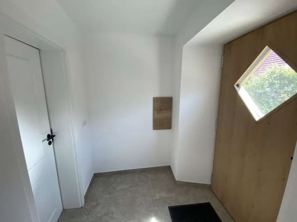 Immobilie in Schönsee - Wunderschönes Stadthaus mit "Neuer Ausstattung" und Garage. - Bild 3