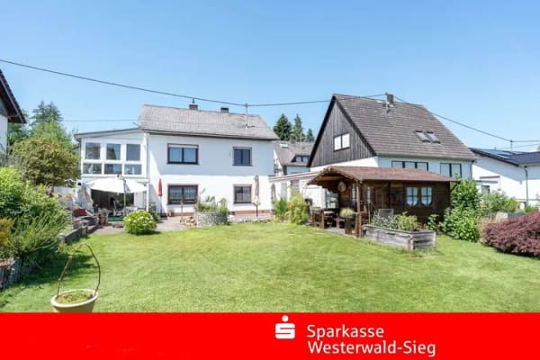 Immobilie in Oberelbert - FÜR DIE GROSSE FAMILIE ODER 2 GENERATIONEN!!! – Mit Garage und schönem Grundstück! - Bild 0