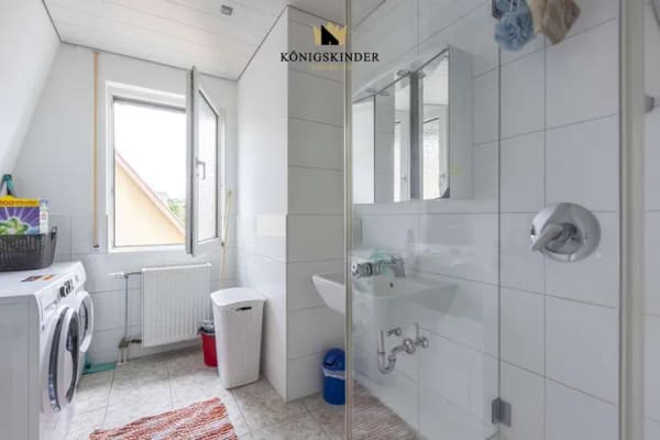 Immobilie in Ebersbach an der Fils - Helle und modernisierte 3-Zimmer-Wohnung zentral in Ebersbach - Bild 2