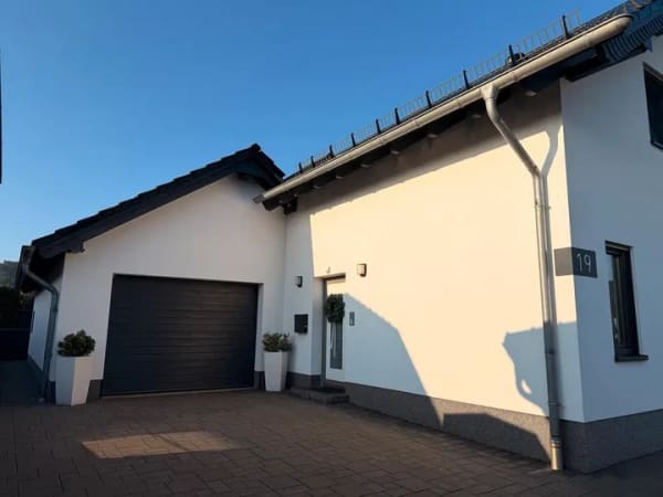 Immobilie in Sörth - Modernes freistehendes Einfamilienhaus in ruhiger Lage - Bild 0