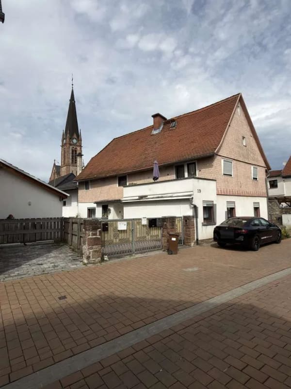 Immobilie in Rödermark - +++Tolle Investmentchance: solides Mehrfamilienhaus in Rödermark-Ober Roden+++ - Bild 0