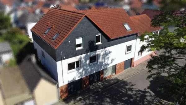 Immobilie in Lampertheim - Renovierungsbedürftiges 4-Familienhaus mit großem Potenzial in Hofheim bei Worms - Bild 1