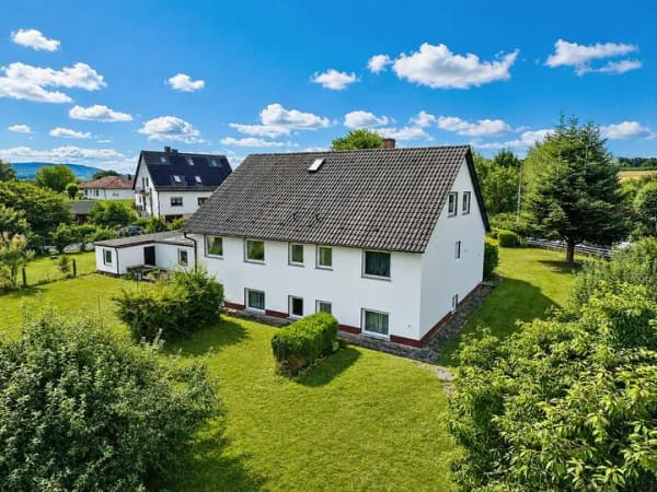 Immobilie in Burgkunstadt - Tolles Wohnhaus mit großem Garten in begehrter Lage von Burgkunstadt OT - Bild 2