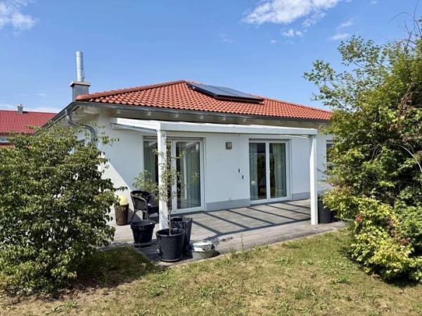 Immobilie in Obermeitingen - Neuwertiger Bungalow in Obermeitingen - Bild 1
