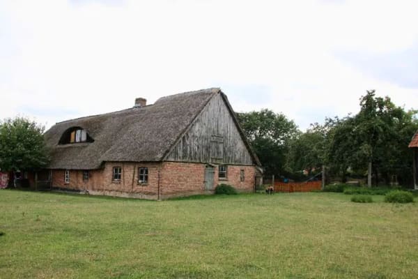Immobilie in Rehna - Freistehendes Einfamilienhaus, altes Bauernhaus und Baugrundstück im Herzen von Schlagbrügge - Bild 4